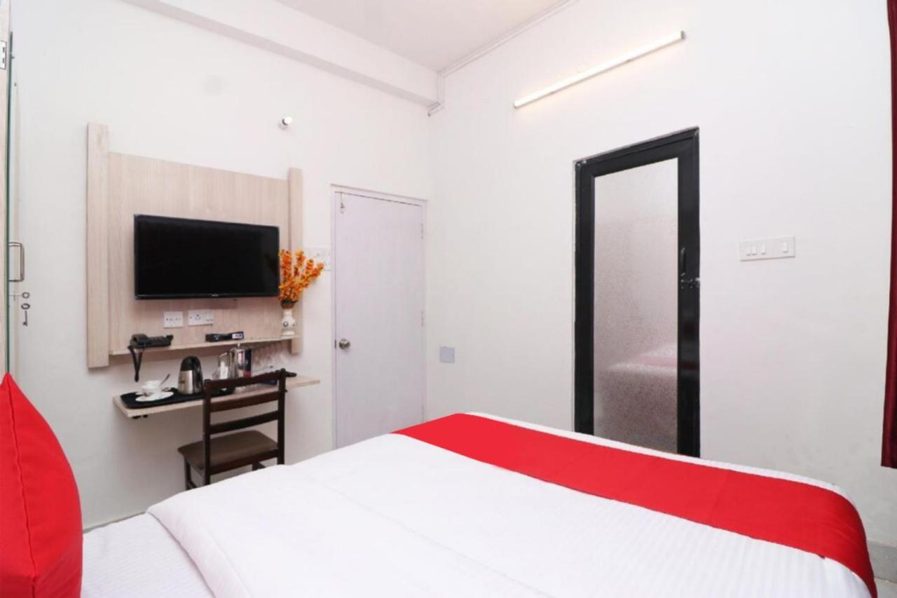 Goroomgo Hotel Manurama Ruby Calcutta Buitenkant foto