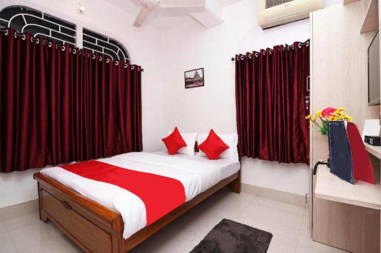 Goroomgo Hotel Manurama Ruby Calcutta Buitenkant foto